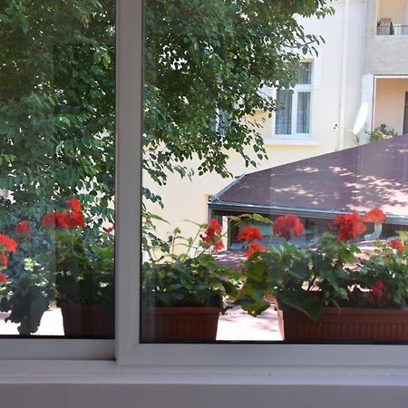 Нестандартно Бутиково Студио За Двама Романтика Varna Ngoại thất bức ảnh